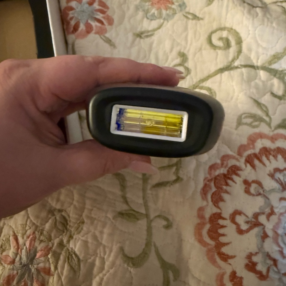 Nood The Flasher 2.0 Hair Removal IPL Device- Black - Picture 6 of 6